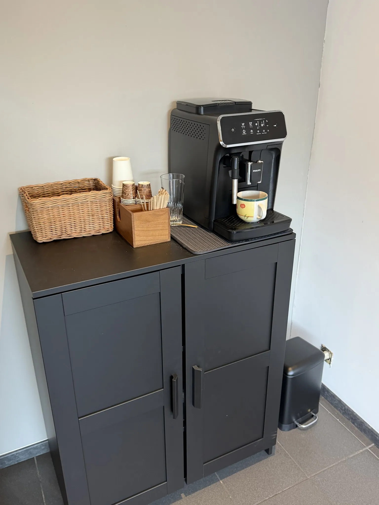 Coin café salle d'attente garage Zaventem