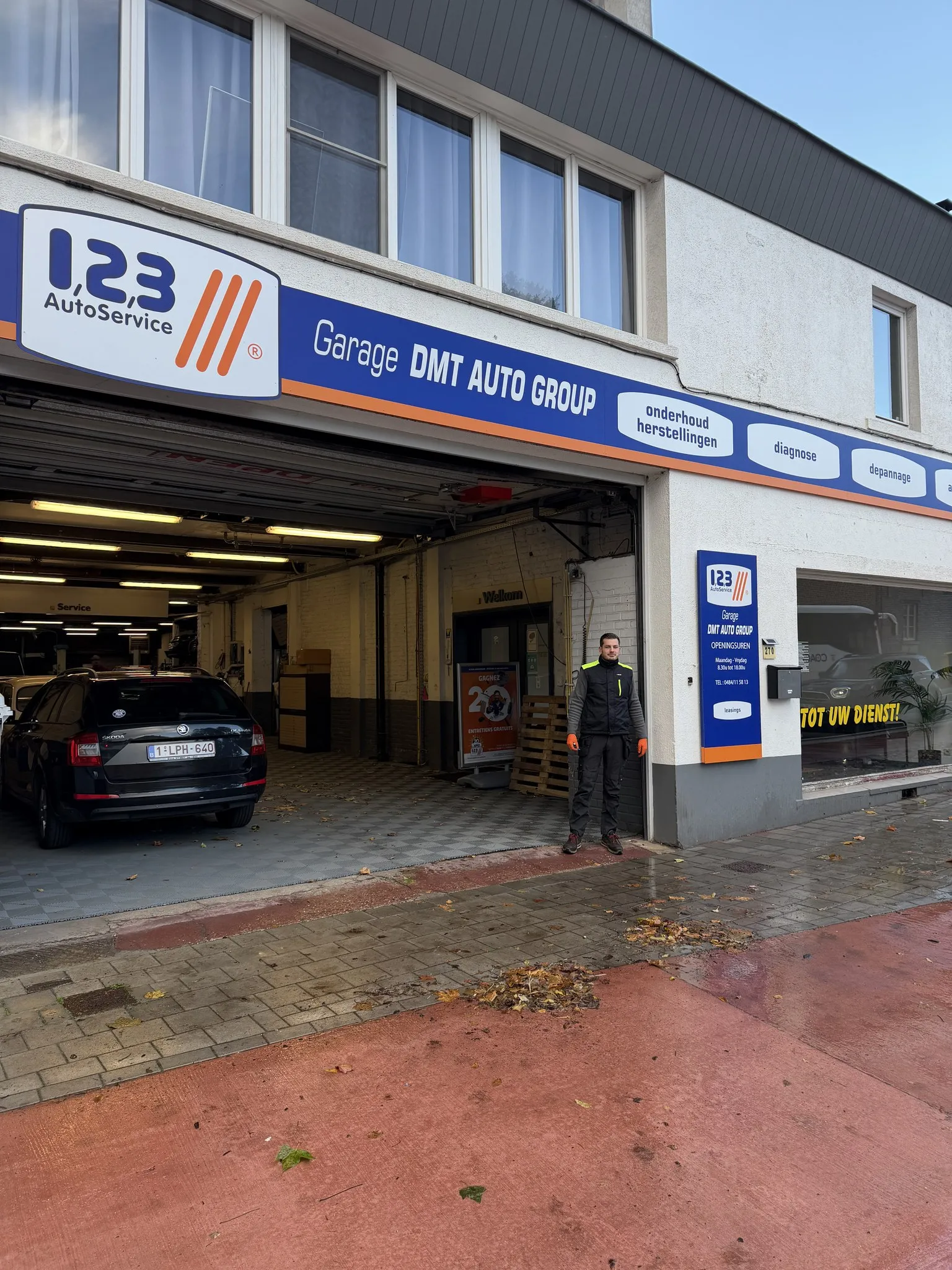 Façade garage DMT AUTOGROUP Mechelsesteenweg Zaventem